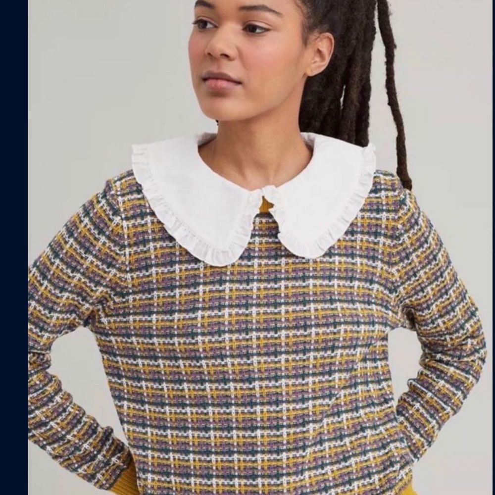 vintage style sweather with cotton collar , just washed never worn